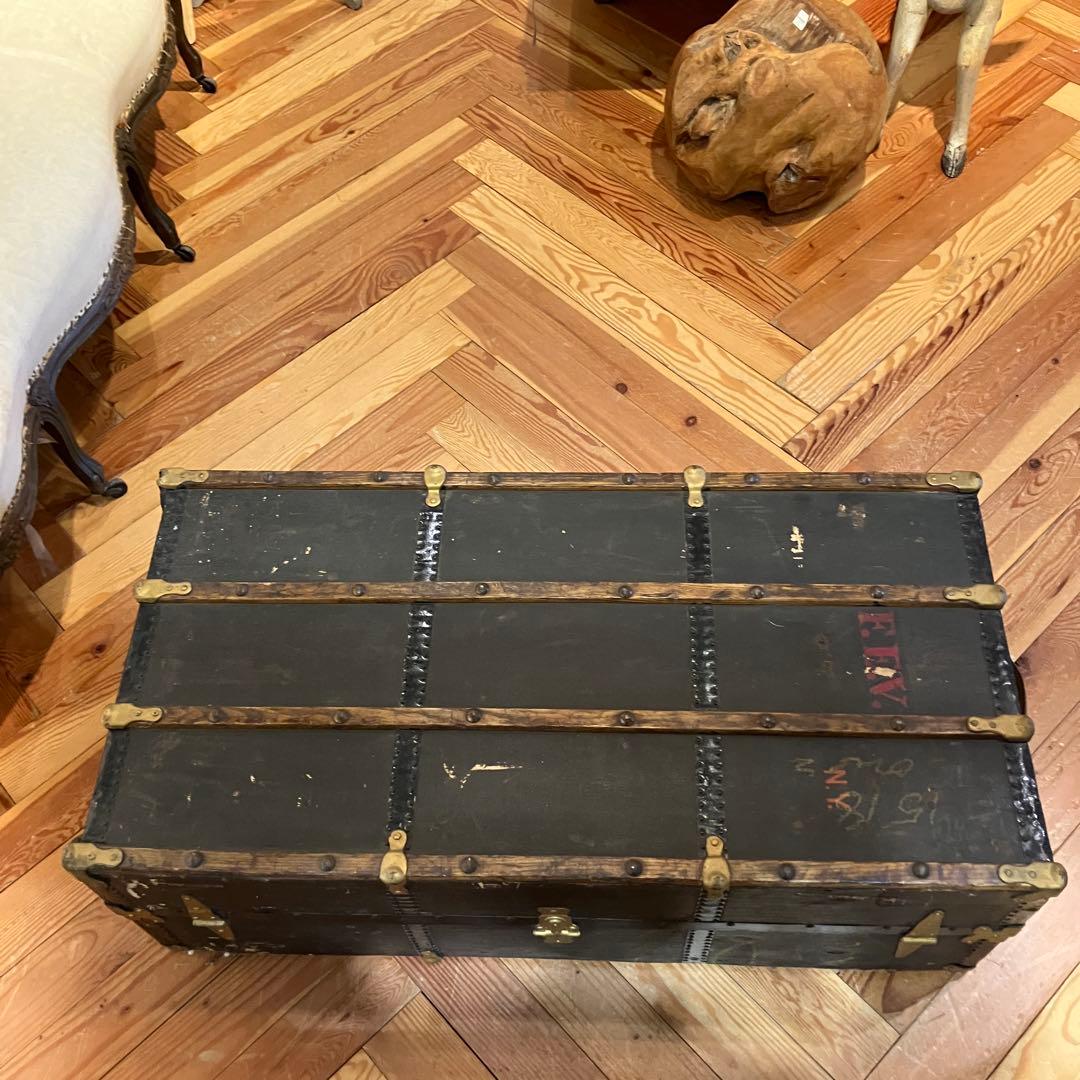 アンティーク　レザートランク　アメリカ