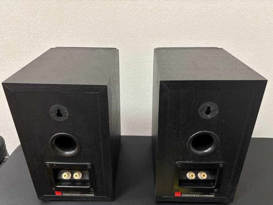 DALI ZENSOR1 オールブラック/スピーカーケーブル付き