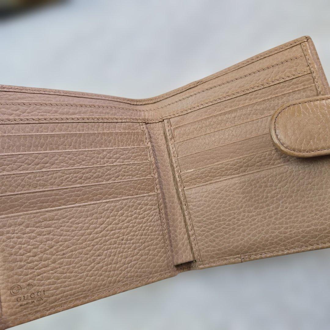 GUCCI グッチ　ベージュ インターロッキングG 2つ折り財布