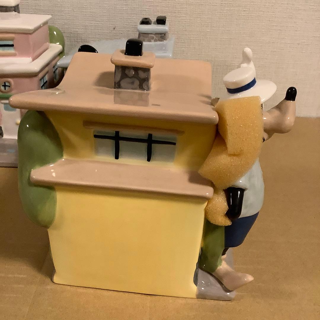 ディズニー　ミッキー・ミニー・グーフィー 陶器フィギュア　収納容器　小物入れ