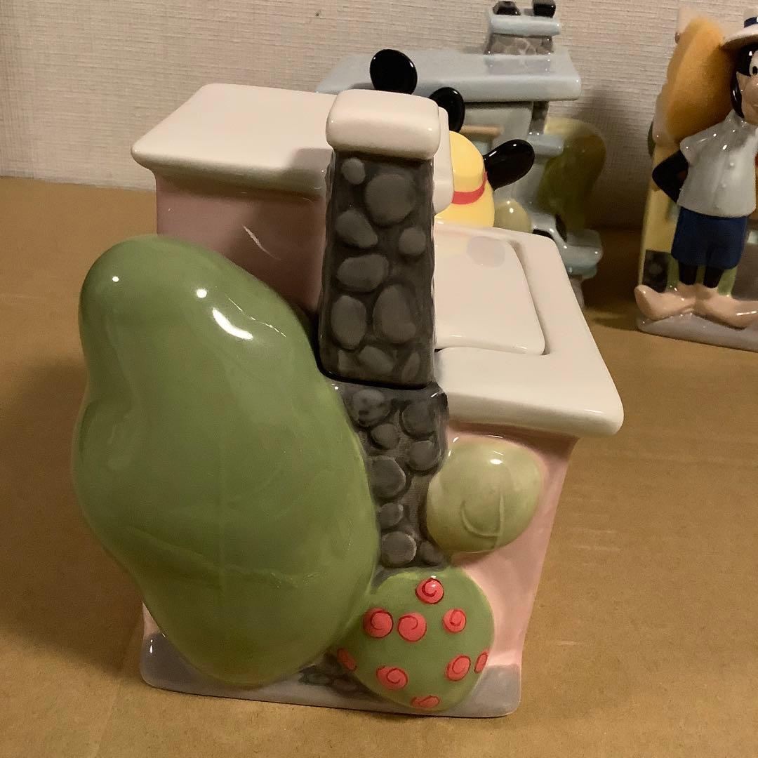 ディズニー　ミッキー・ミニー・グーフィー 陶器フィギュア　収納容器　小物入れ