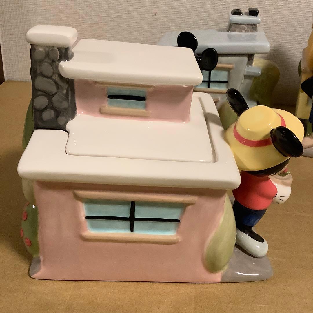 ディズニー　ミッキー・ミニー・グーフィー 陶器フィギュア　収納容器　小物入れ