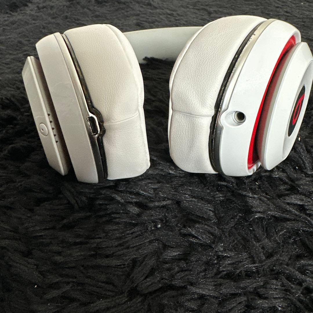beats studio2 wireless ヘッドホン ホワイト レッド