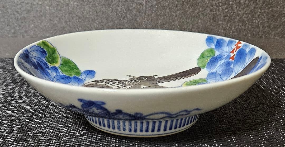 【大名品❗】【真作保証❗】江戸時代　色鍋島　鶺鴒図　墨弾き青海波文様　約五寸皿