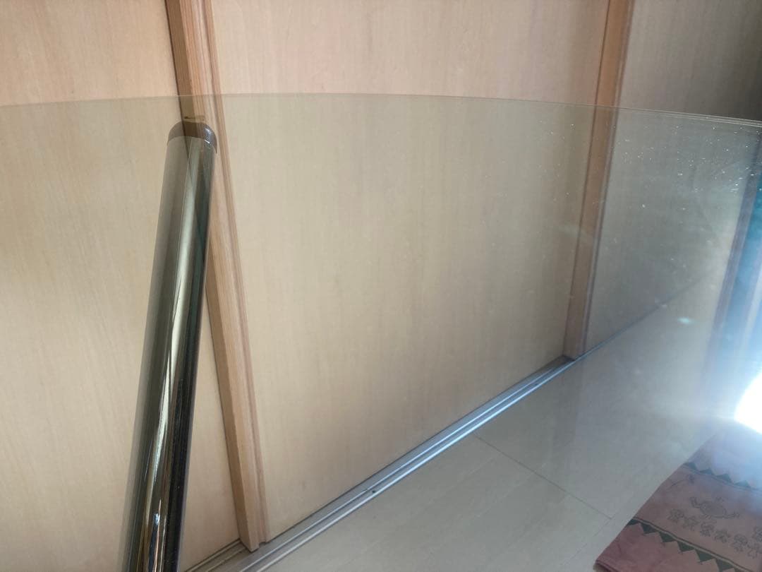 円形ダイニングテーブル 強化ガラス