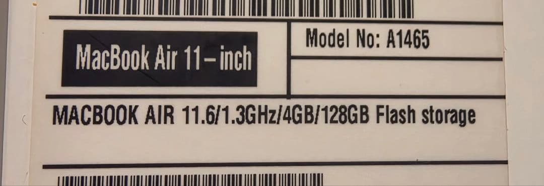 MacBook Air 11インチ　A1465 128GB