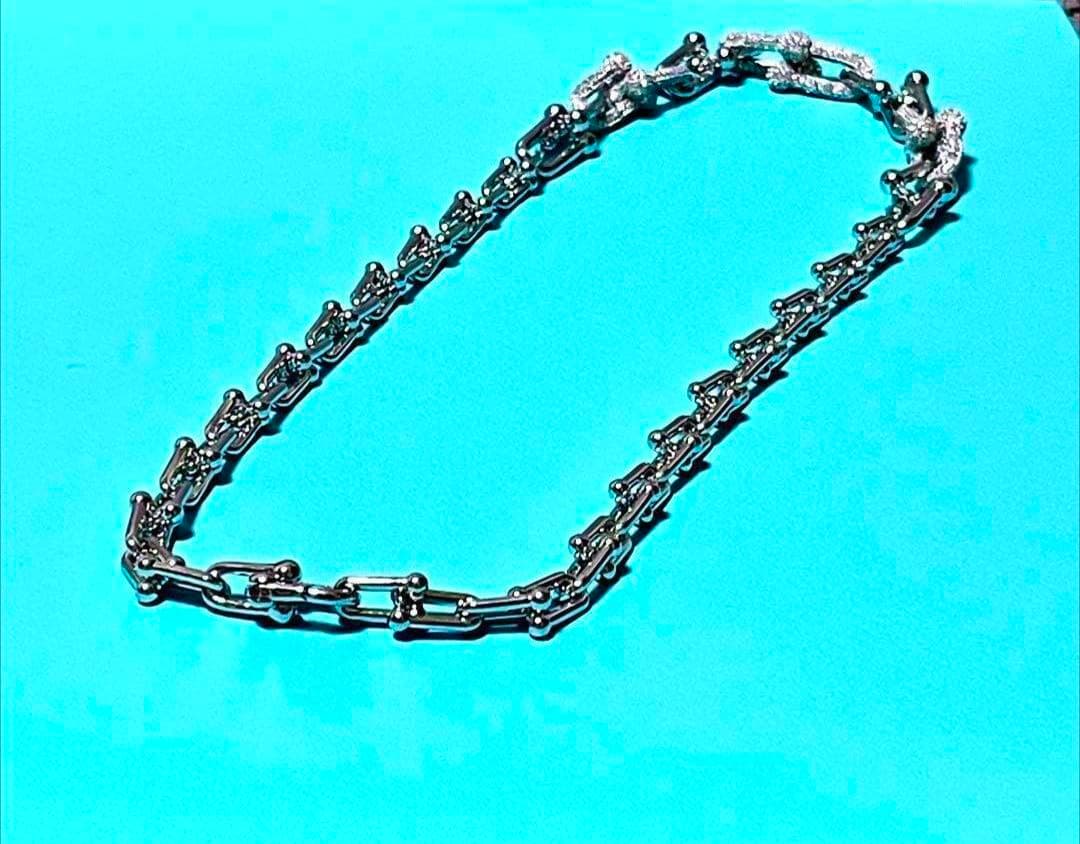 高級感あふれる シルバー チェーンネックレス CZダイヤ装飾　石あり