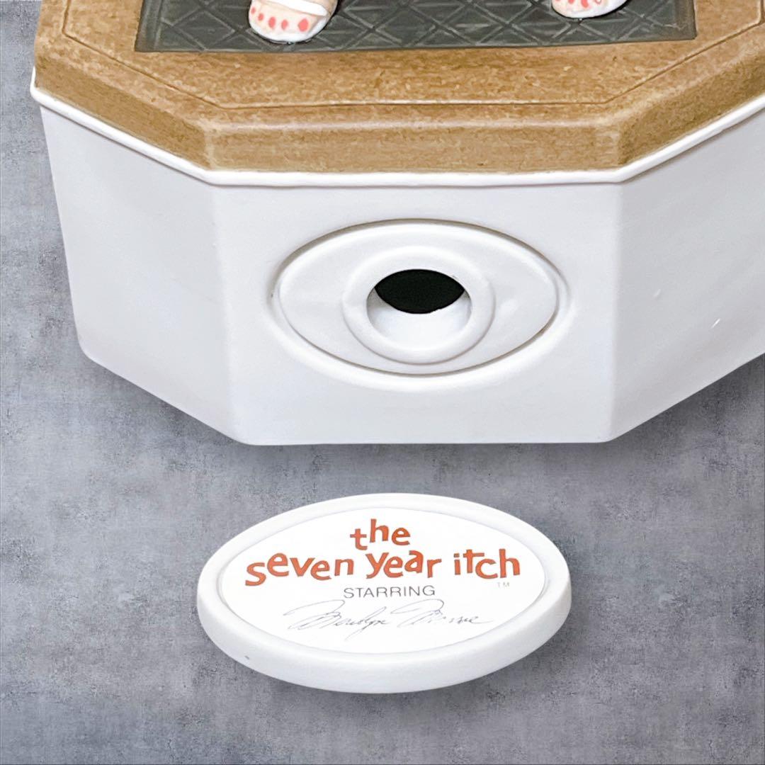 マリリンモンロー 7年目の浮気 ウイスキーボトル 空瓶 陶器製