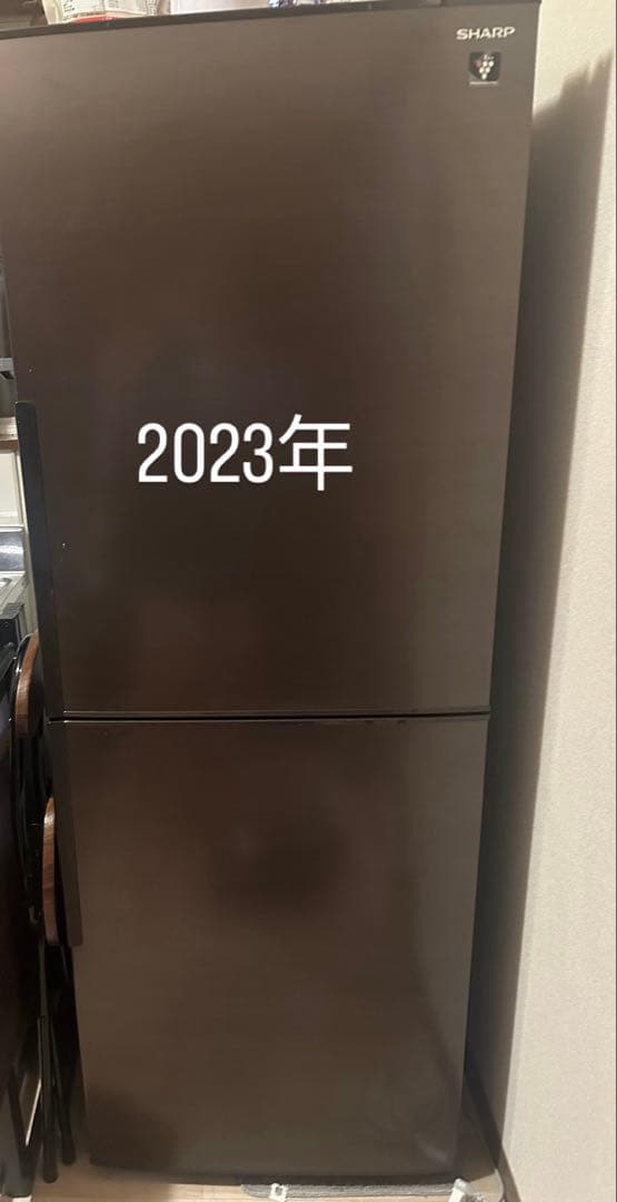 美品 2023年製 SHARP メガフリーザ　大容量冷蔵庫 SJ-PD28J