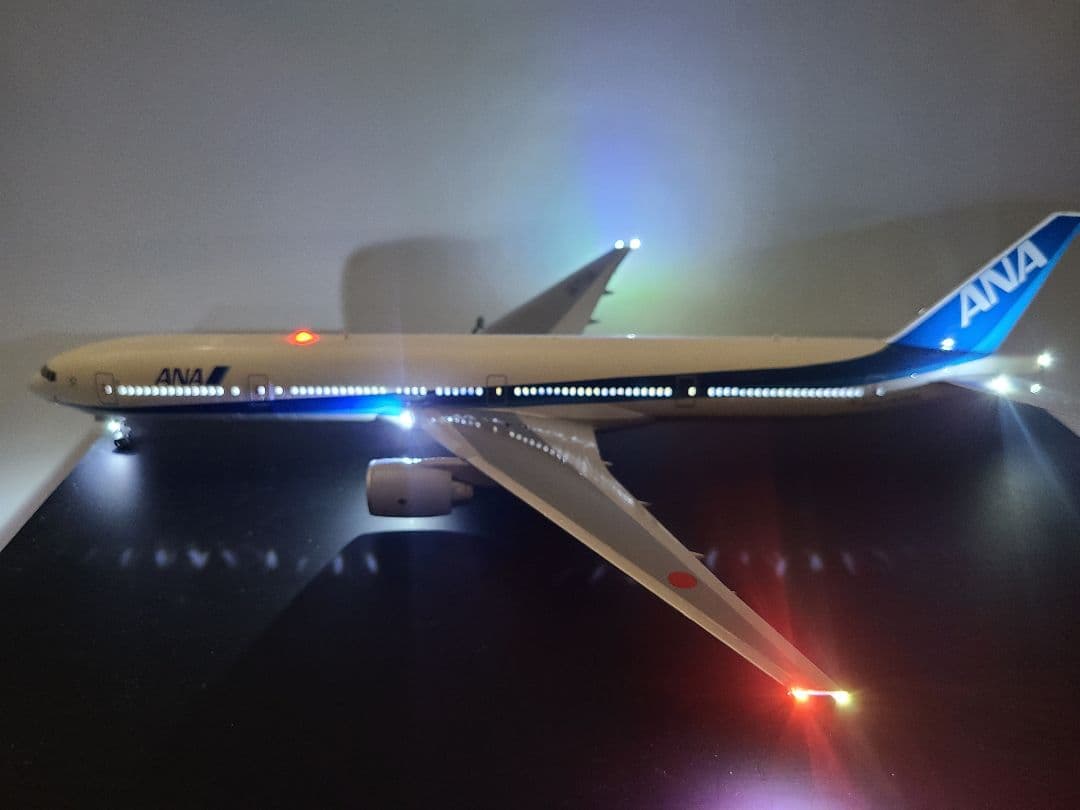 ANA Boeing 777-300 LED仕様 完成品