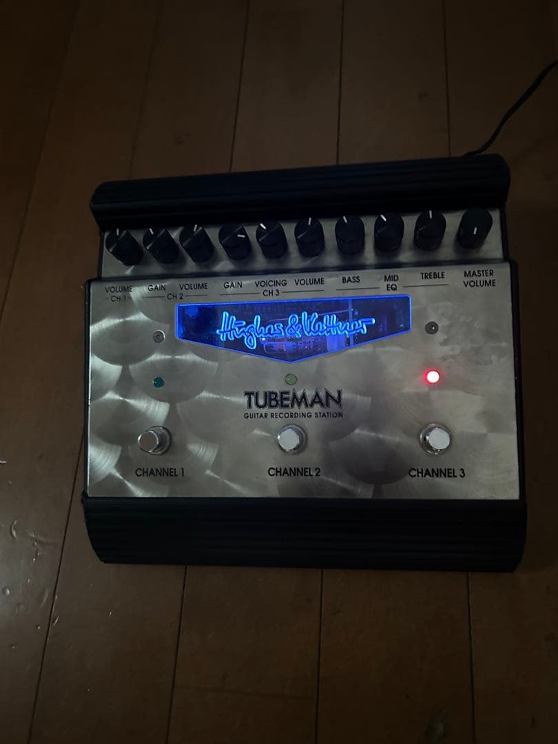 Hughes&Kettner TUBEMAN 2ギタープリアンプ