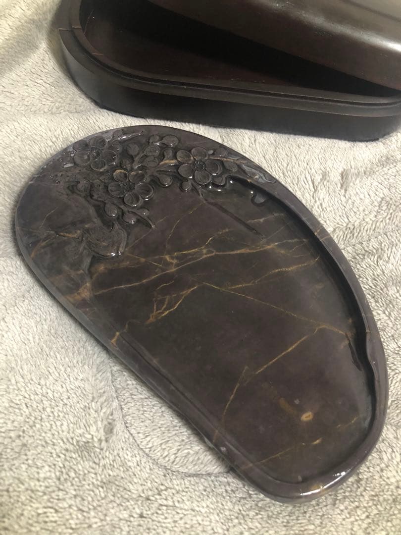 すずり 端溪硯 老坑 水巖 大西洞 金綫 五彩釘 書道用品 端渓硯 文房四寶