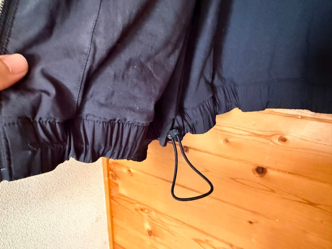 adidasトラックジャケット