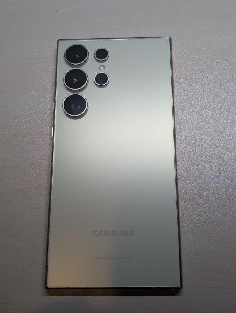 韓国版　Galaxy S24 Ultra チタニウムイエロー　ROM256GB