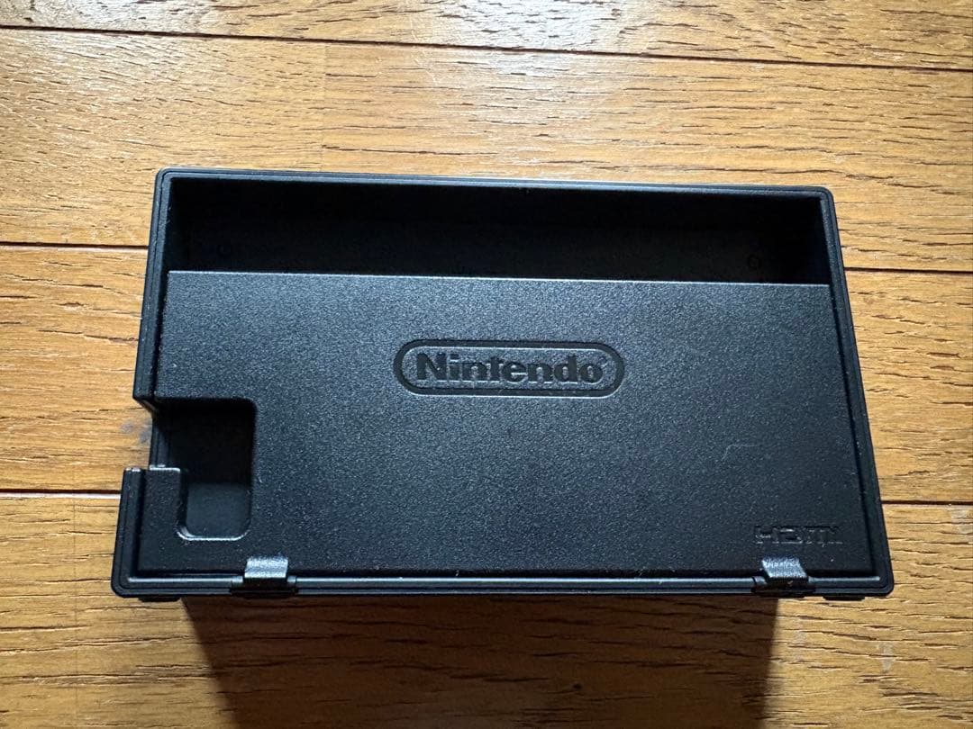 Nintendo Switch 本体 HAC-001(ジョイコンのみなし）