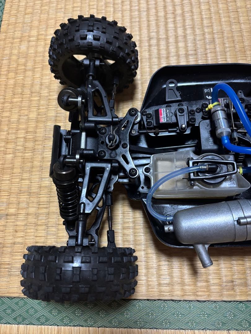 京商インファーノneo3.0工場完成済み1/8 21エンジン4WDレーシングバギ