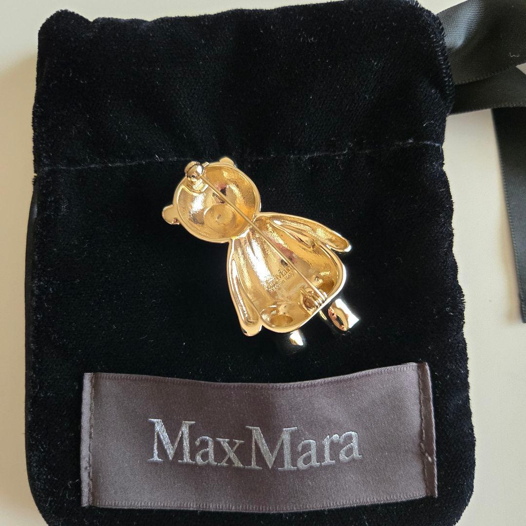 MaxMara テディ　シャイニーメタルブローチ