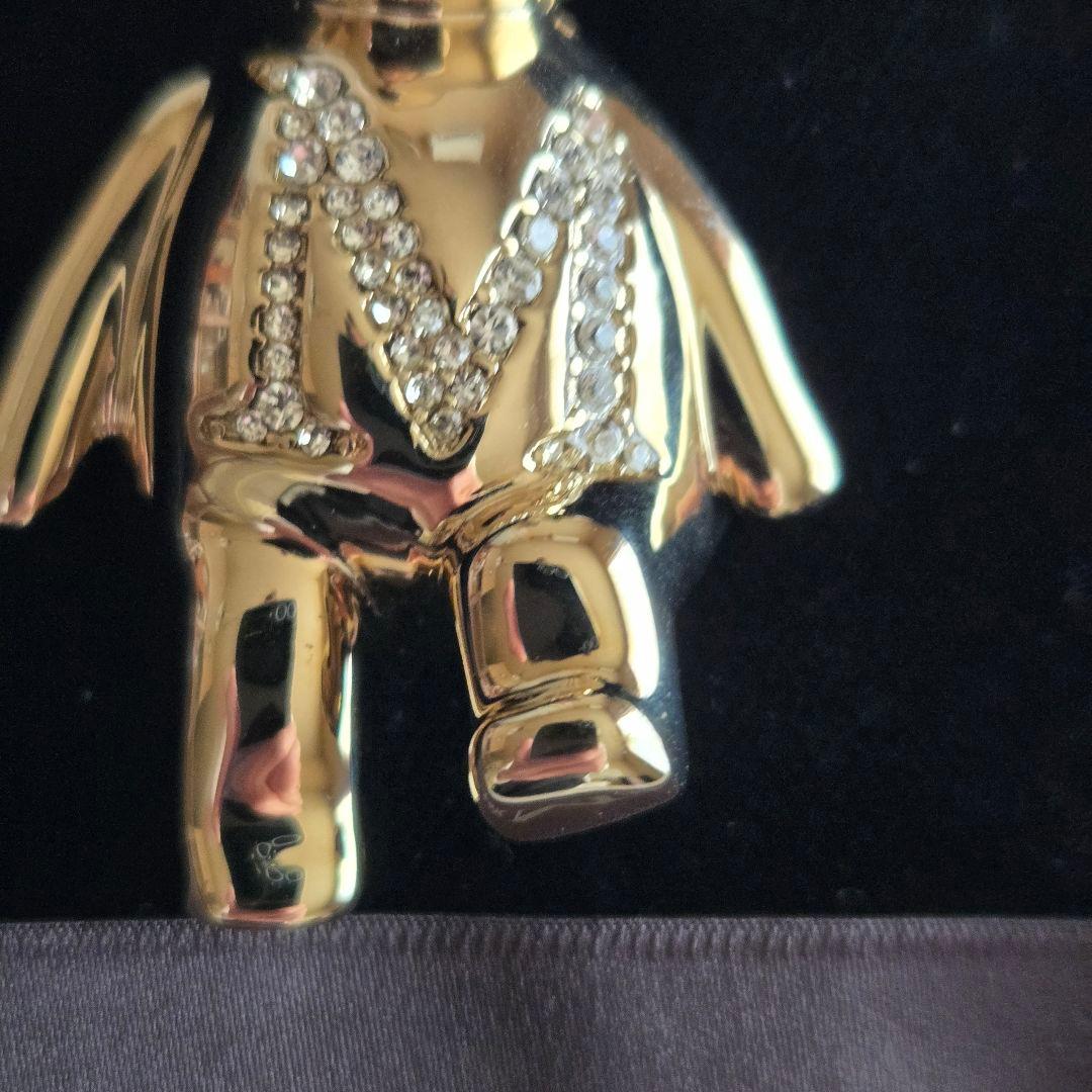 MaxMara テディ　シャイニーメタルブローチ