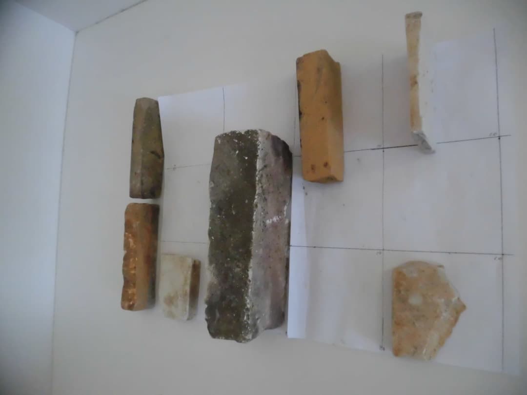 【昭和レトロ】天然砥石７個セット　欠け・割れあり