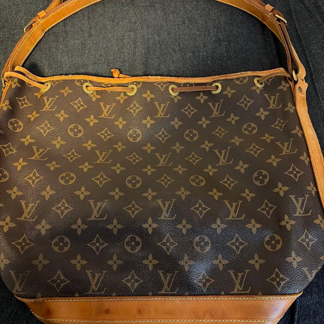 LOUIS VUITTON ルイヴィトン モノグラム 巾着
