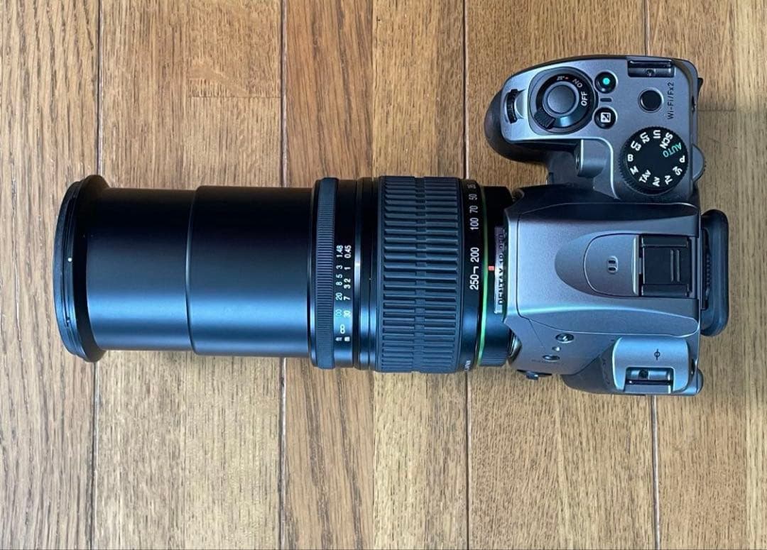 K-70 ボディ+18-250mm レンズ ストロボ付き