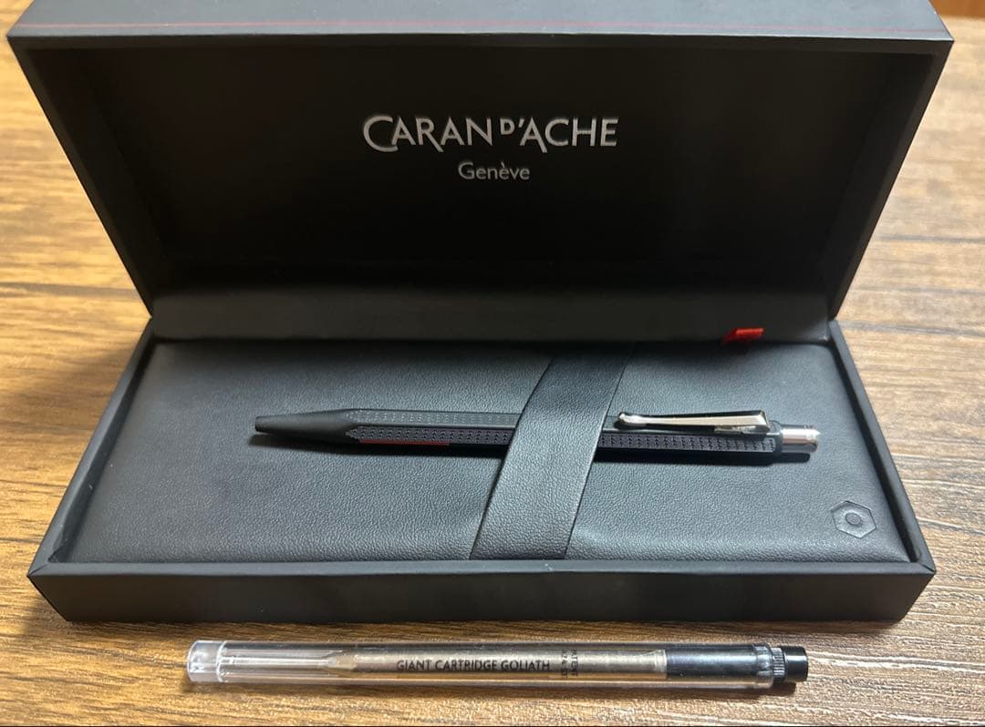 P*1様 CARAN D'ACHE エクリドールレーシングBP
