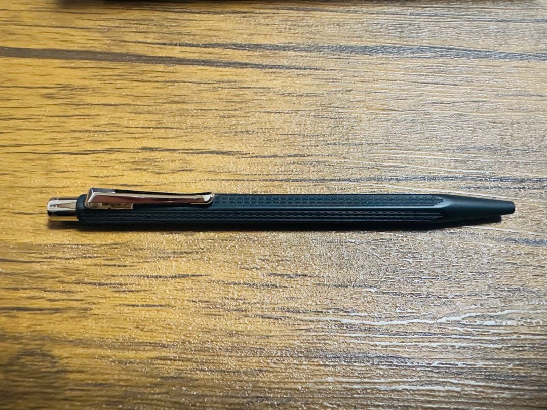 P*1様 CARAN D'ACHE エクリドールレーシングBP