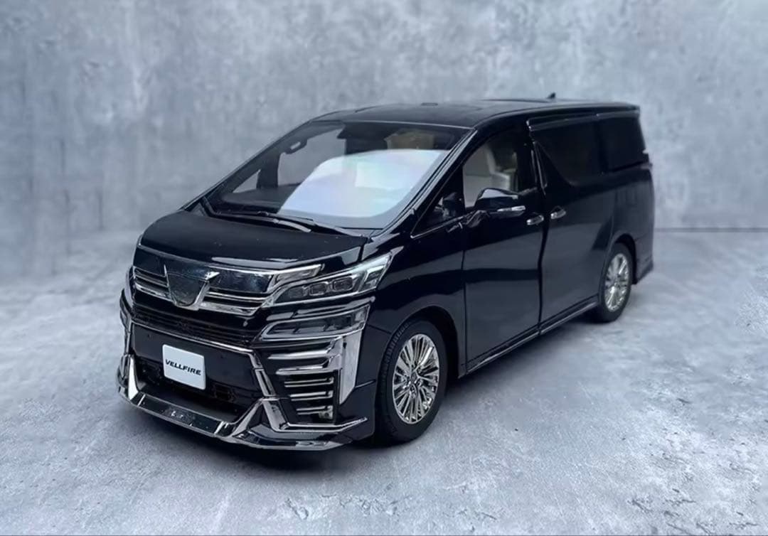 トヨタ ヴェルファイア 1/18 ダイキャストモデル黒 ミニカー