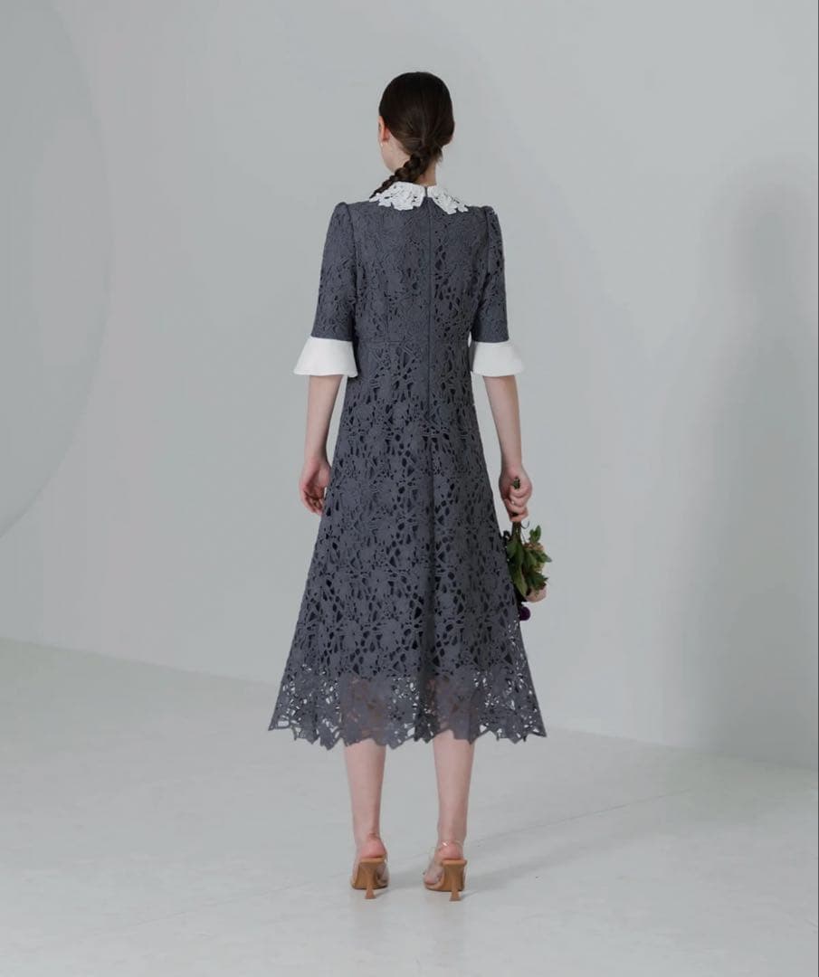 お値引‼️【希少Mサイズ】Leja 花柄レースカラースパンコールAラインワンピース