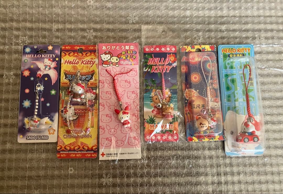最終価格❤︎ハローキティご当地限定根付けストラップ Hello Kittyグッズ等
