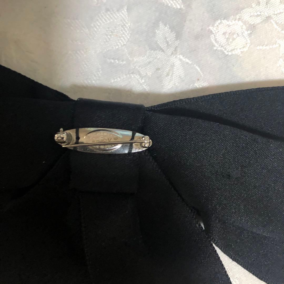 シャネル　シルクリボンブローチ