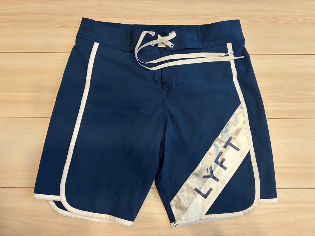 LÝFT STAGE SHORTS - NAVY リフトステージショーツ