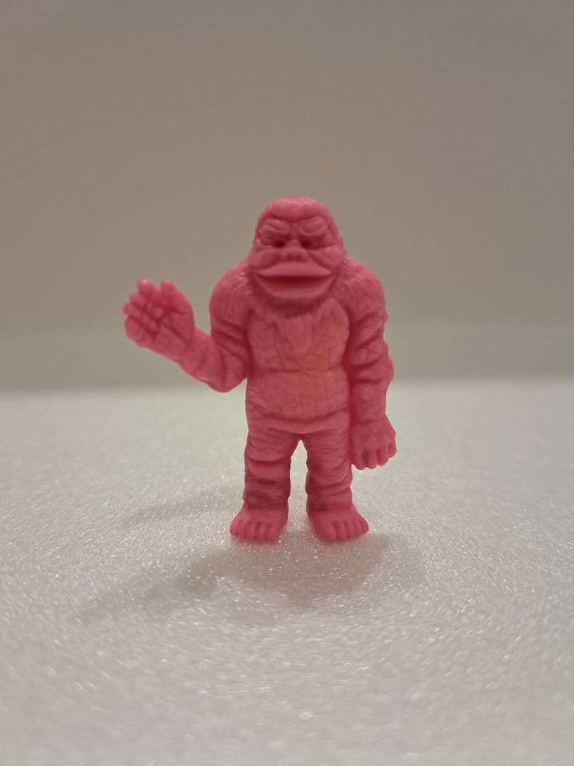 ガ*ビ様 「ウルトラQ」怪獣消しゴム「M１号」