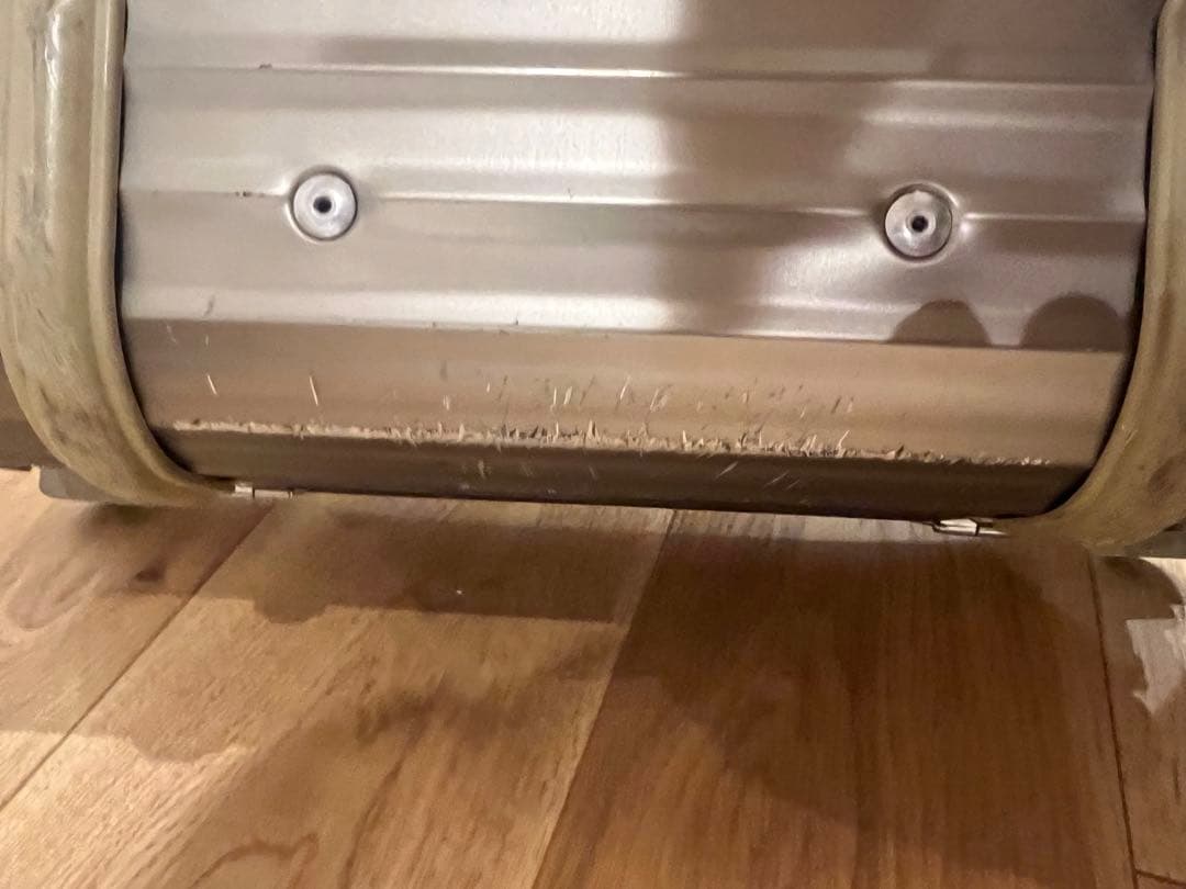 TOPAS TITANIUMリモワトパーズ チタニウム28L 2輪スーツケース