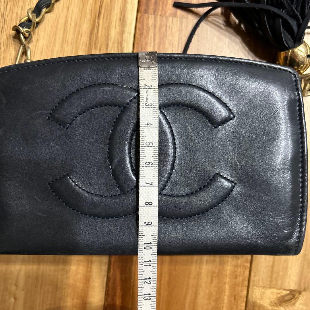 P*e様 シャネル　ポシェット　紺色