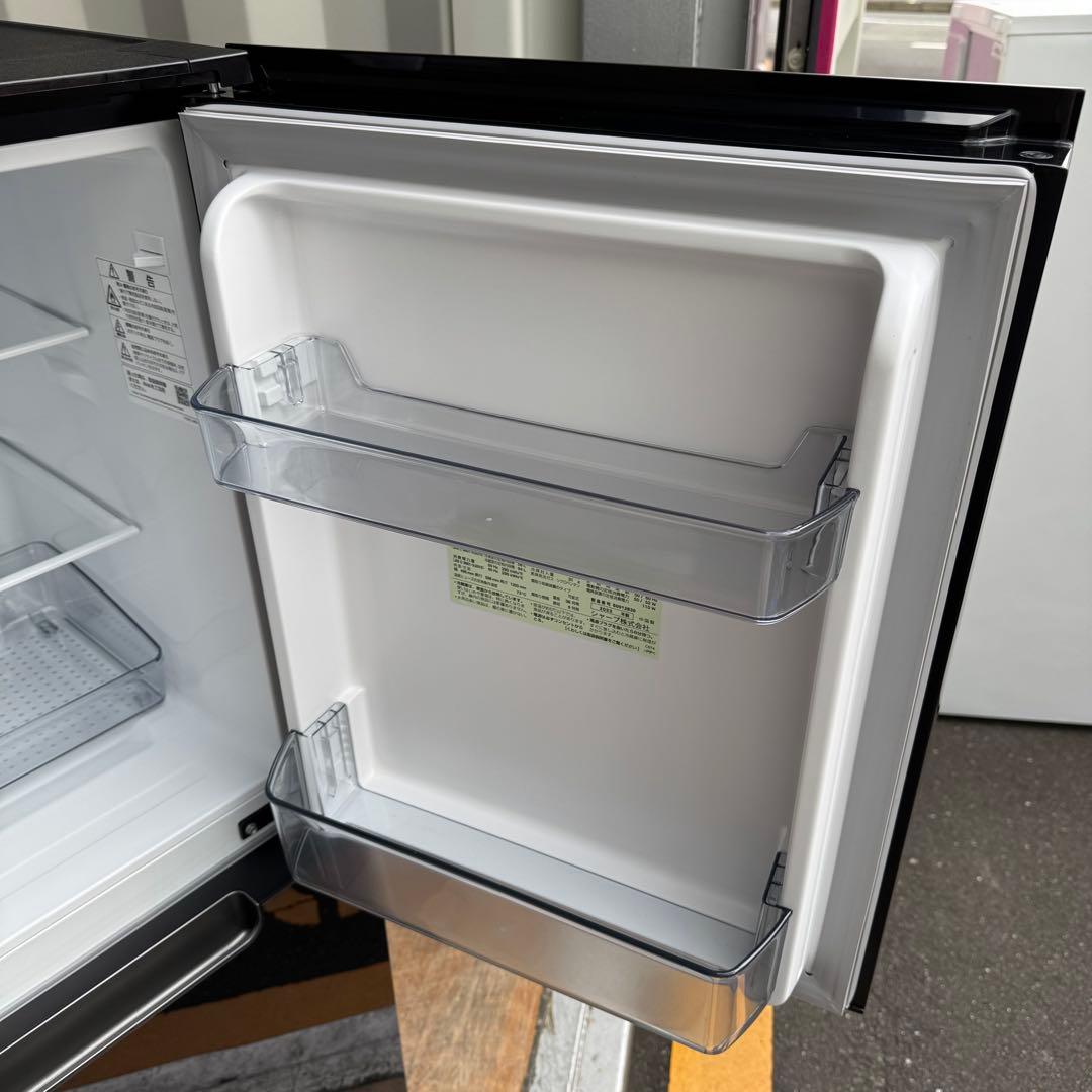 C7408★2023年製★ほぼ新品★シャープ冷蔵庫　右、左開き　黒ブラックガラス