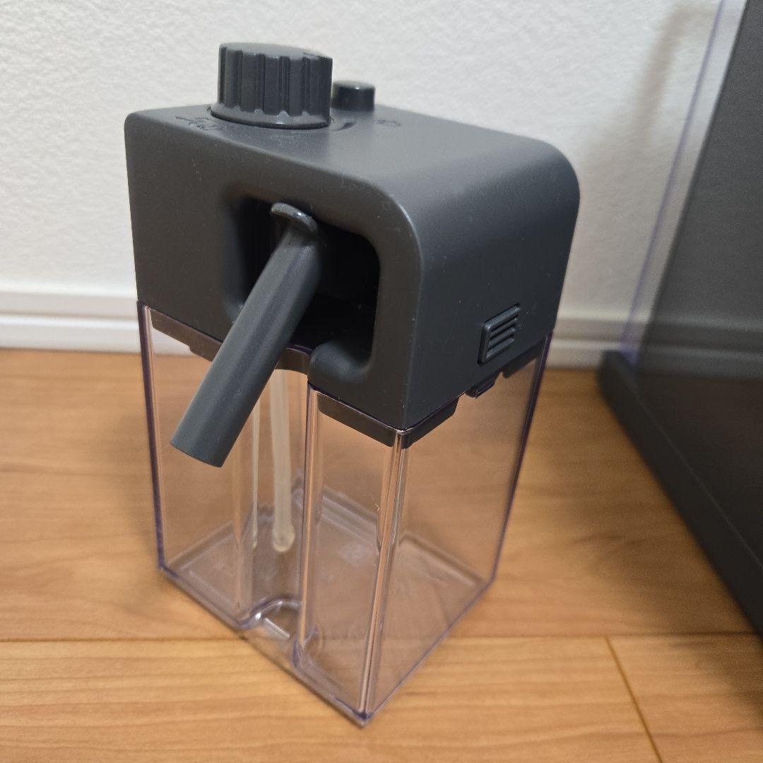 Nespresso ラティシマタッチプラス　ブラック