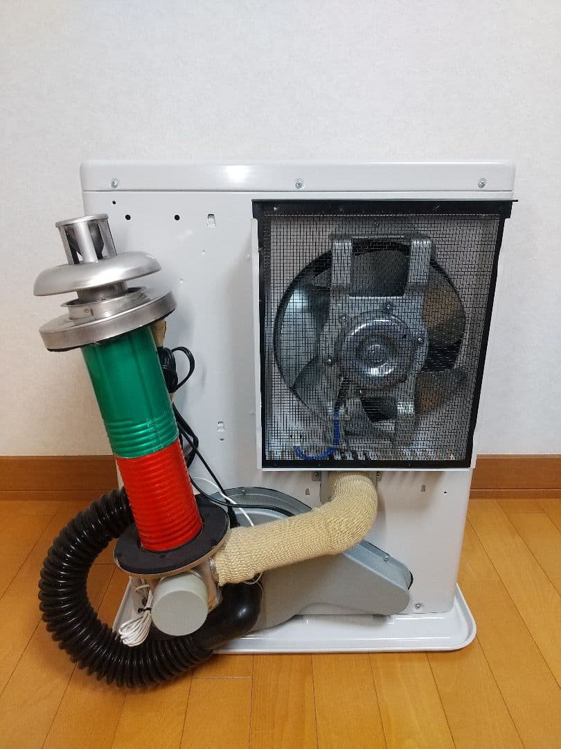 【美品】トヨトミ 温風式 FFストーブ ファンヒーター FF-V45