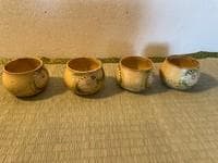 白菊文様京急須と湯のみセット ― 室町風意匠・静けさと調和を楽しむ茶器 ―