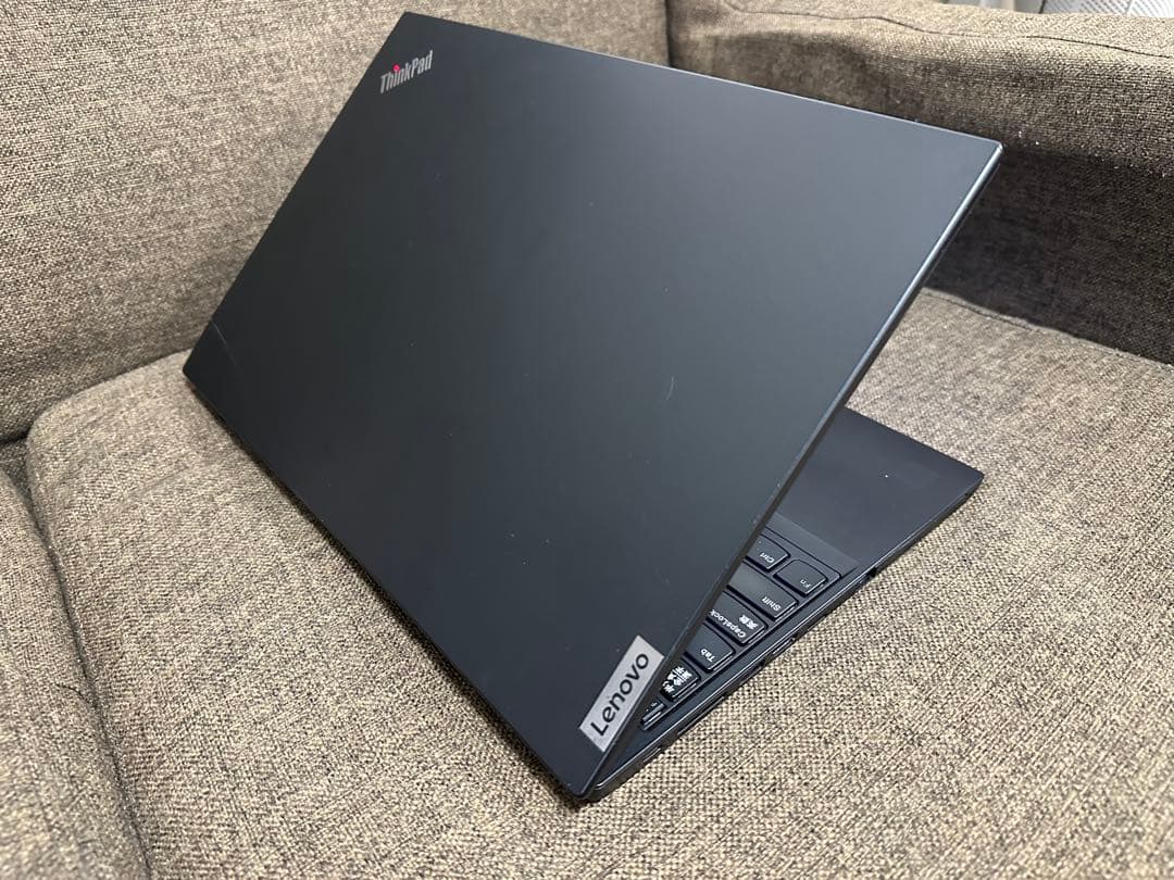 Lenovo ThinkPad 15.6インチ ノートPC 10世代　ジャンク