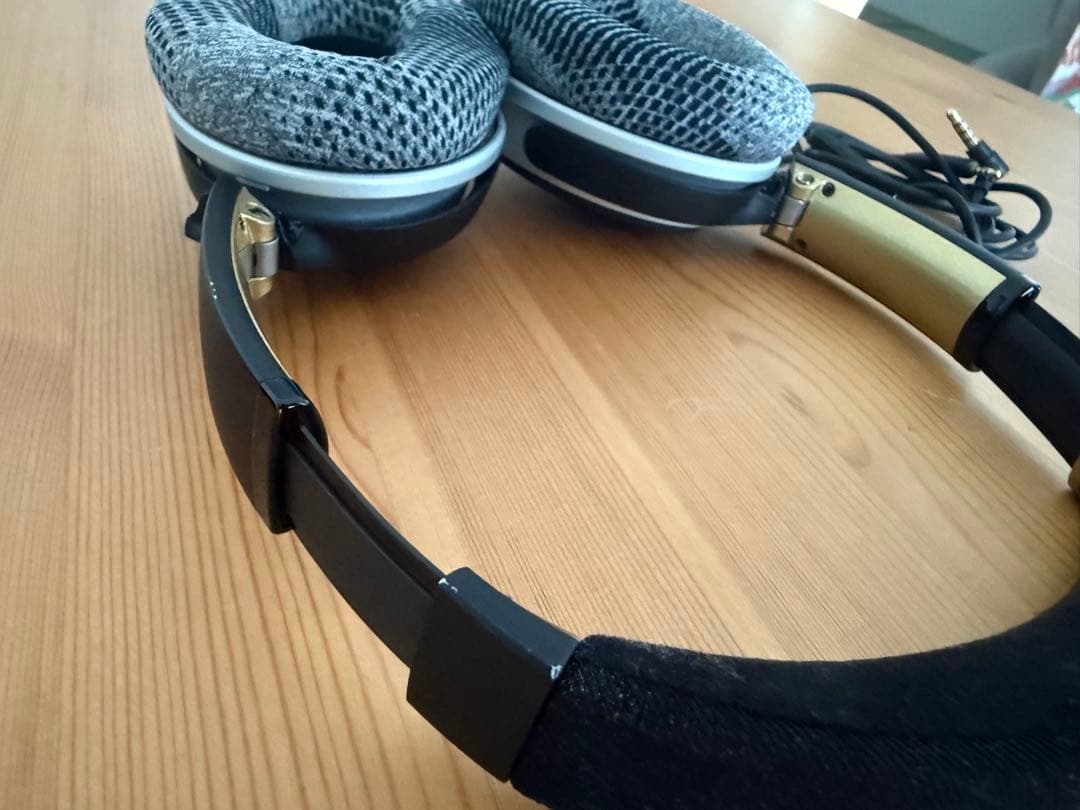 BOSE、「QuietComfort 25」日本限定モデル