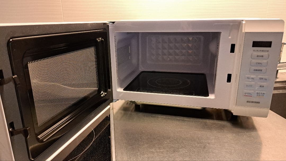 【美品】アイリスオーヤマ 電子レンジ KMB-F186-W 2023年製造