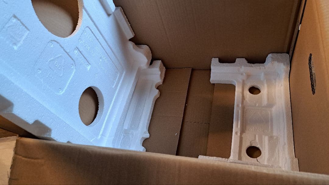 【美品】アイリスオーヤマ 電子レンジ KMB-F186-W 2023年製造