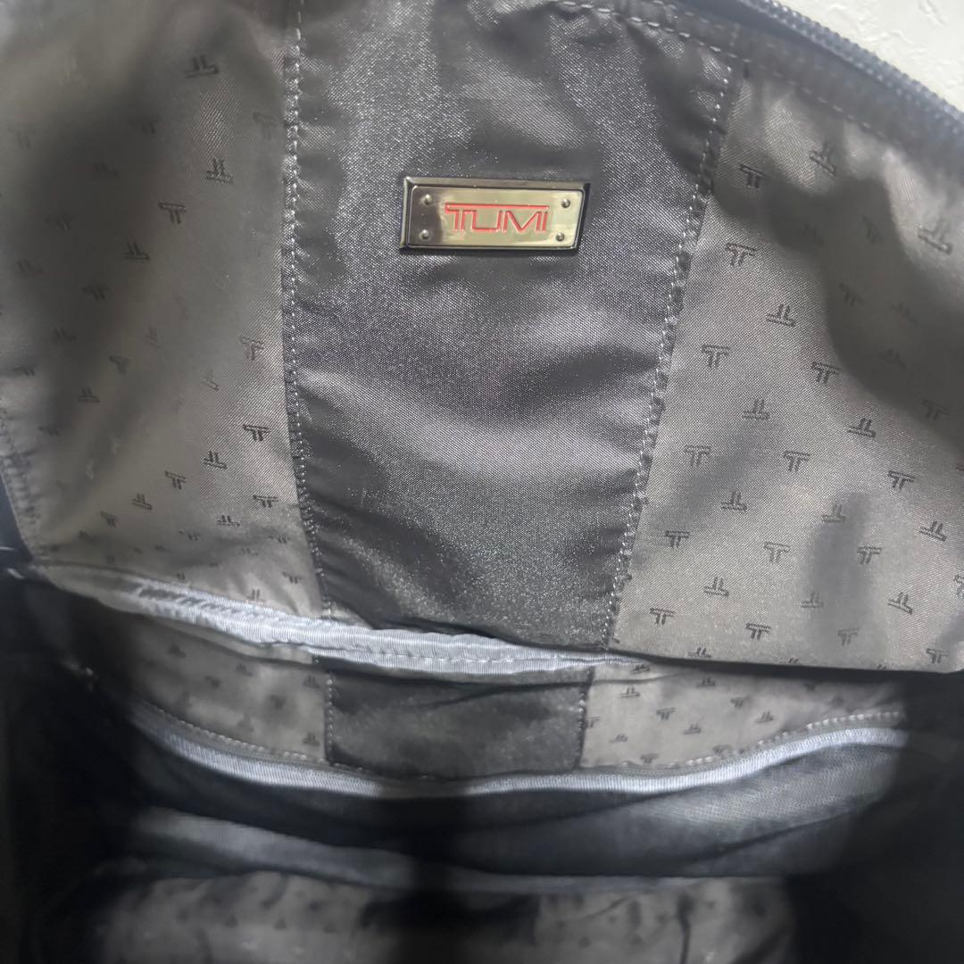 【希少】トゥミ　ミディアム ウィールド ダッフルキャリーケース　22040D4