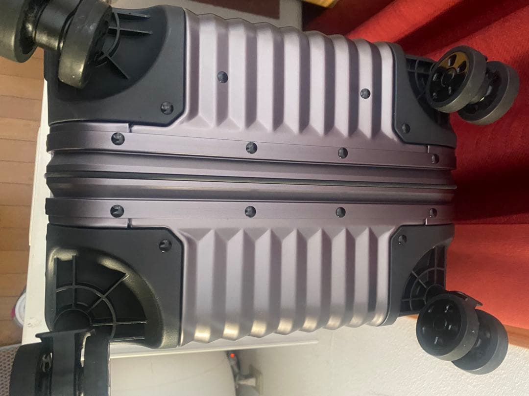 非売品 新品未使用AMG ダークグレー キャリーケース 33L