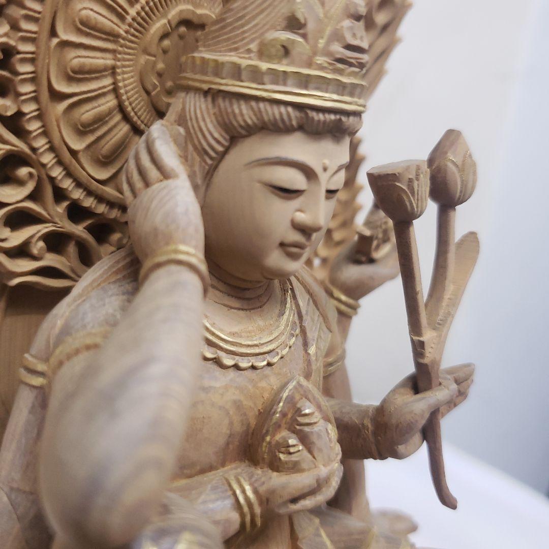 Ｂフライデー蔵出し特価香木 特上彫り如意輪観音菩薩像2.5寸眼入り 二重唐草光背