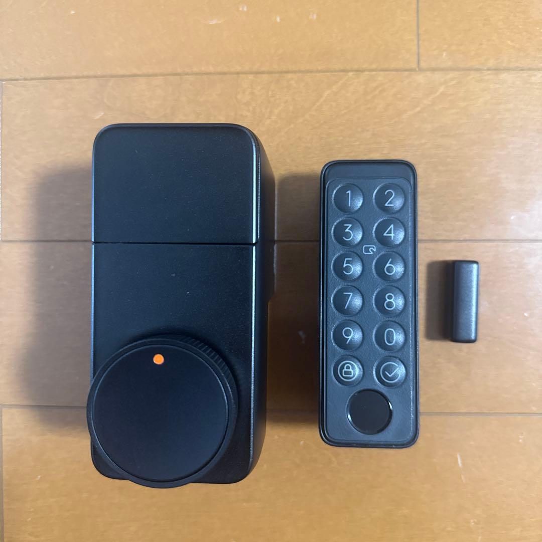 ほぼ新品‼️SwitchBot ロックPRO指紋認証パッドセット 専用バッテリー付