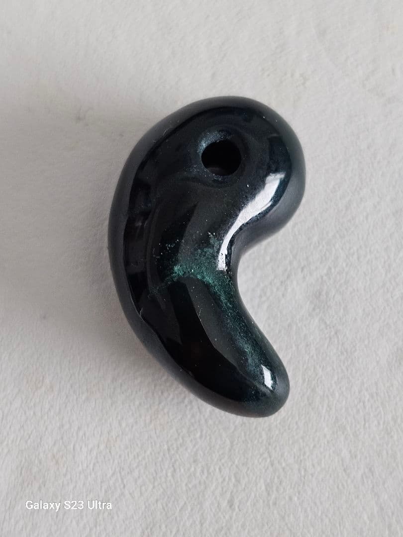 出雲瑪瑙　碧玉勾玉２６mm　伝統工芸士作品 碧玉証明書付き