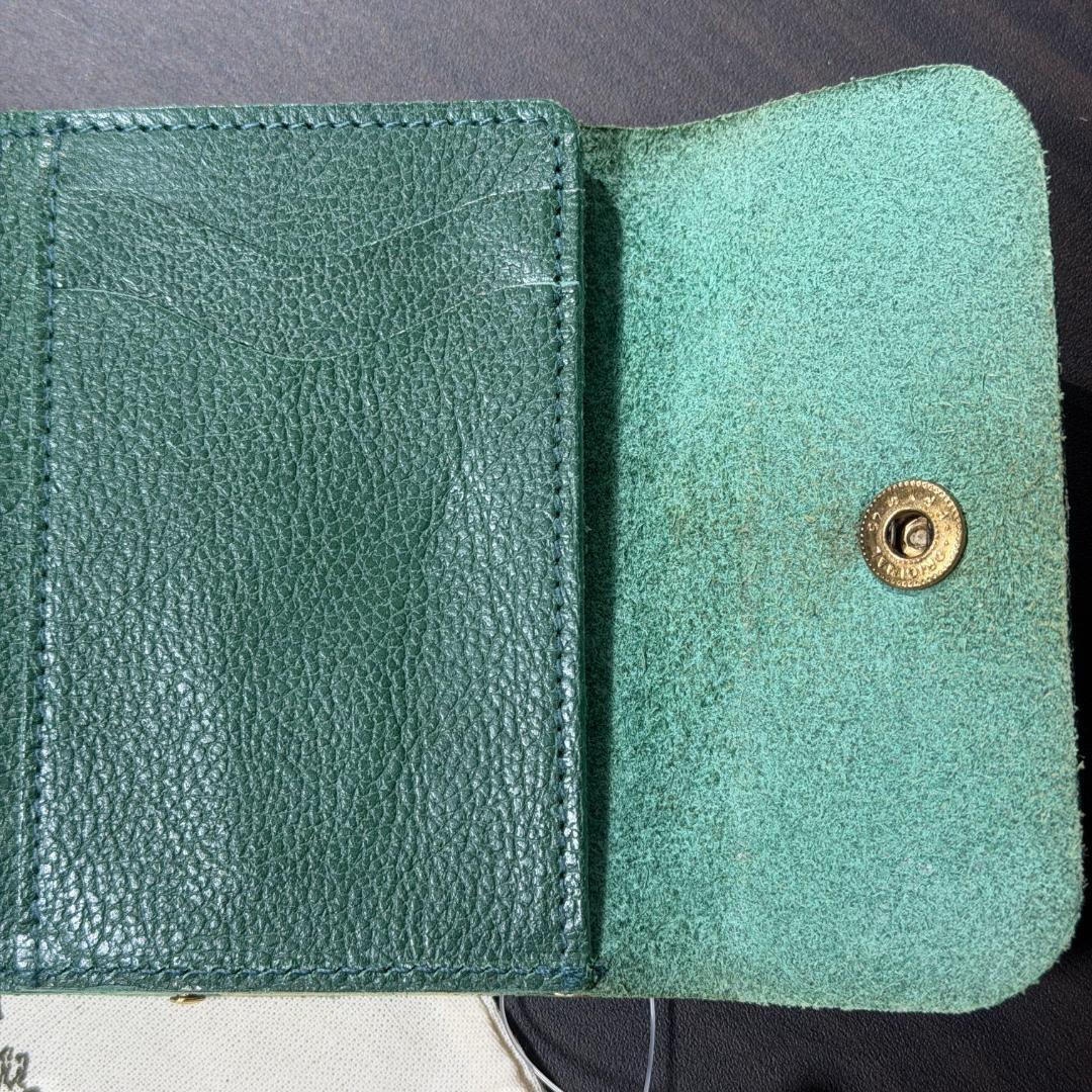 【新品未使用】イルビゾンテ 二つ折り がま口 財布 グリーン