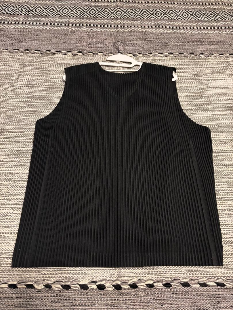 【HOMME PLISSE】ノースリーブ タンクトップ 3